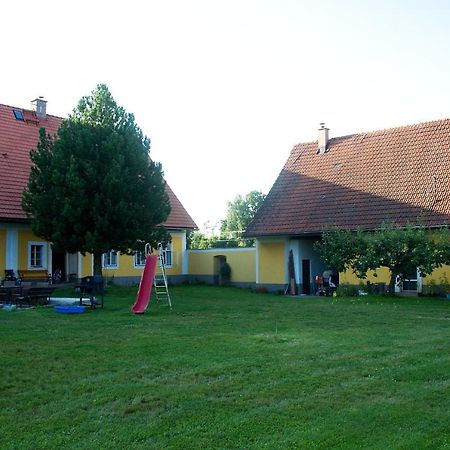 Statek Krinice Exterior foto